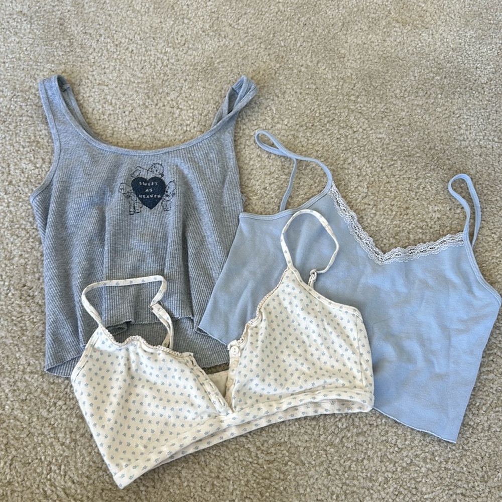 Brandy Melville crop tank tops